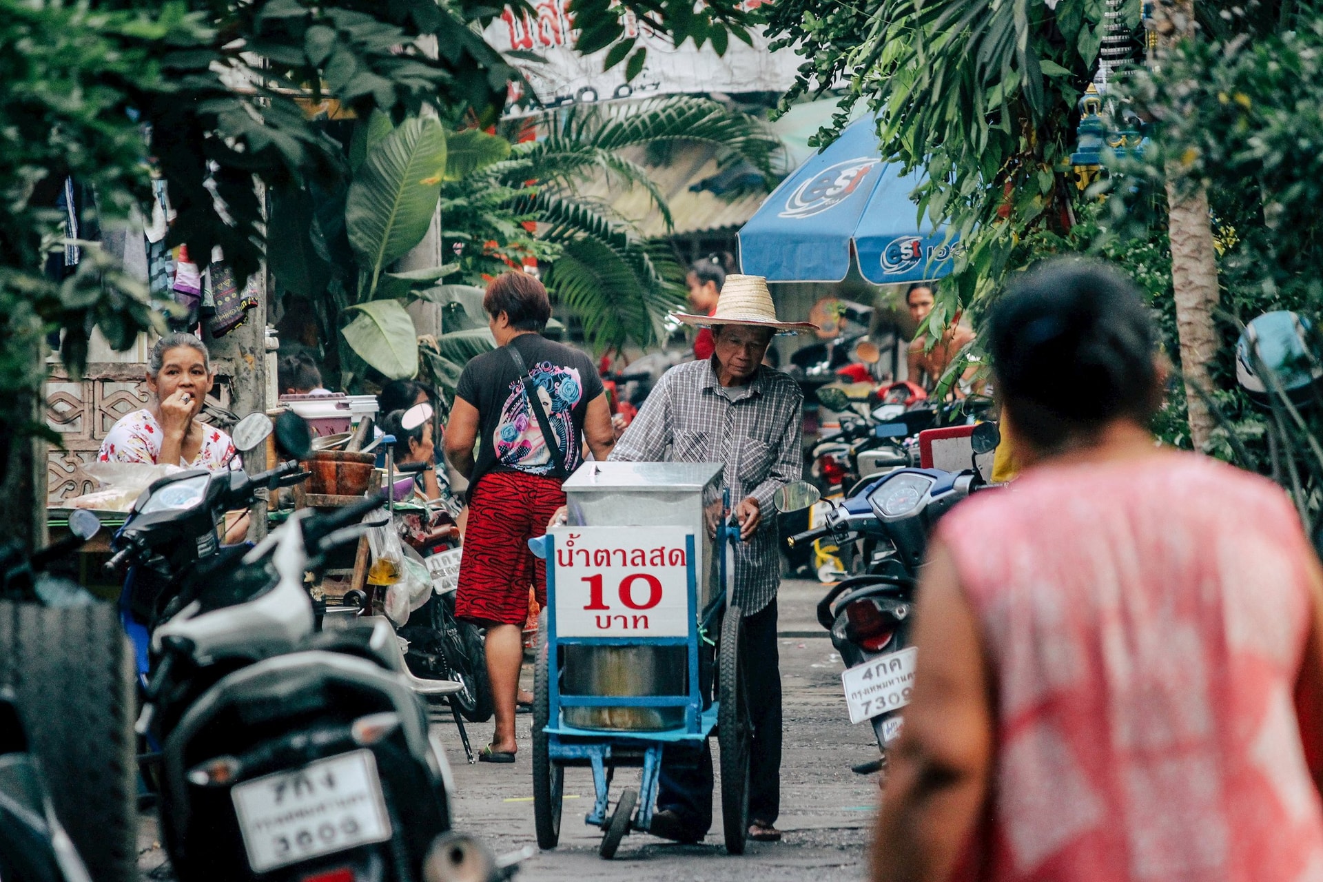 Thái Lan đang có cú sốc kinh tế chưa từng có, thừa nhận rơi vào “khủng hoảng”