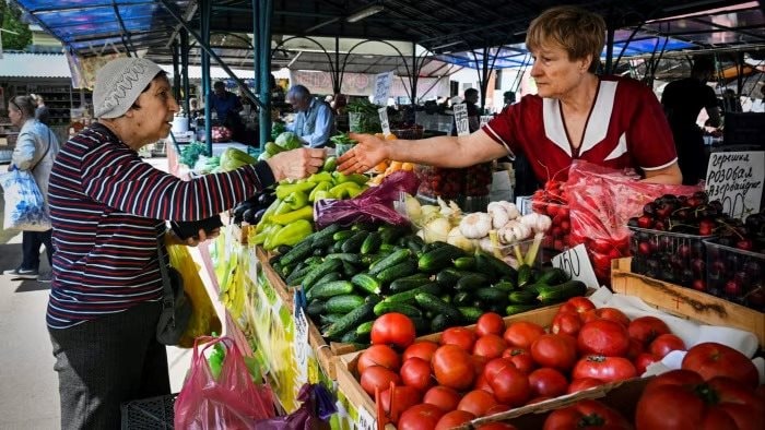 Lần đầu tiên sau 3 năm xung đột Ukraine, Bộ trưởng Nga thừa nhận sự thật đáng quan ngại về kinh tế