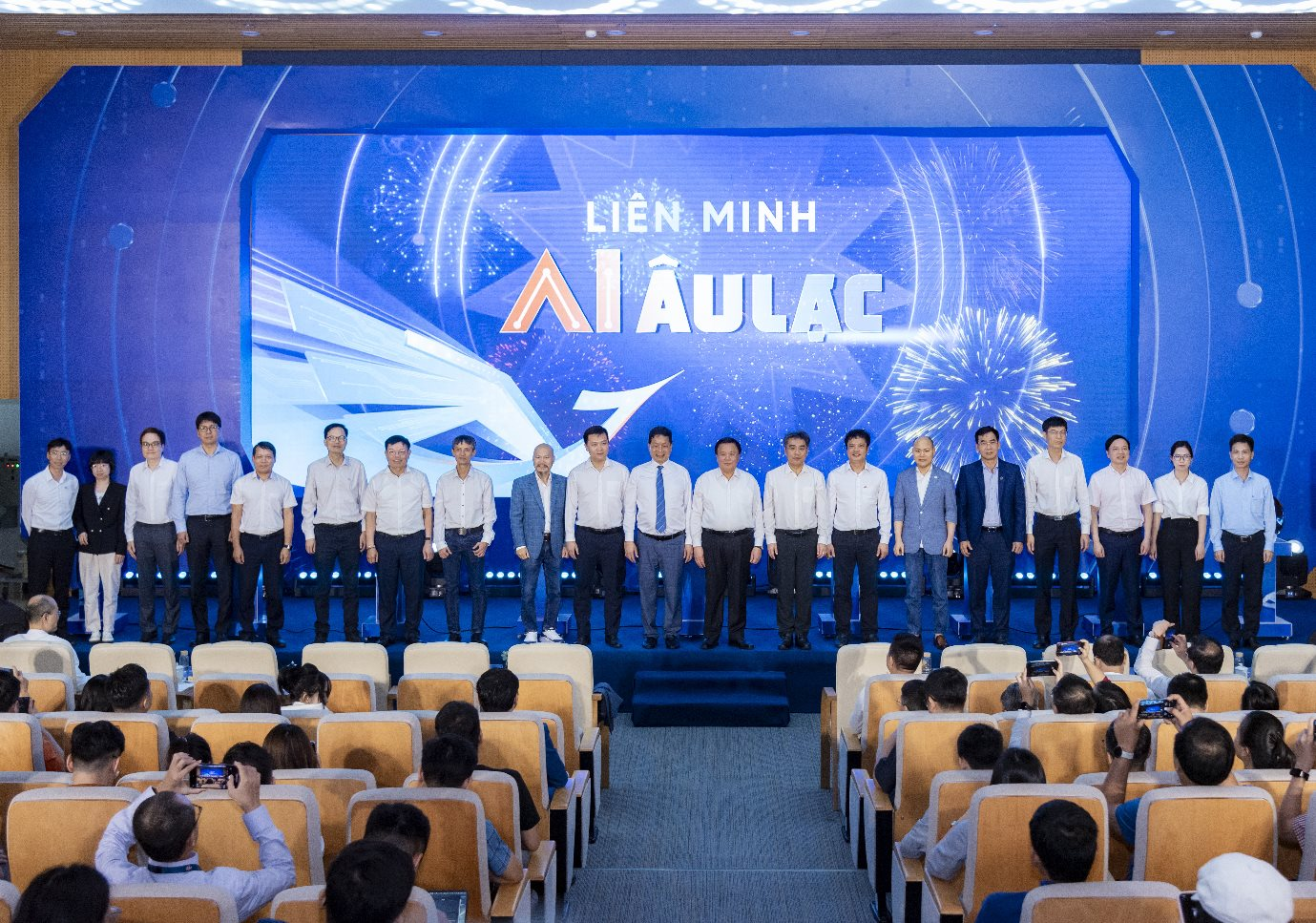 FPT có nghĩa vụ mở toàn bộ nền tảng công nghệ hạt nhân từ LLM đến Cloud AI