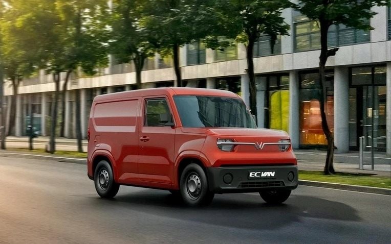 vinfast-ec-van-front-red-1-17503.jpg