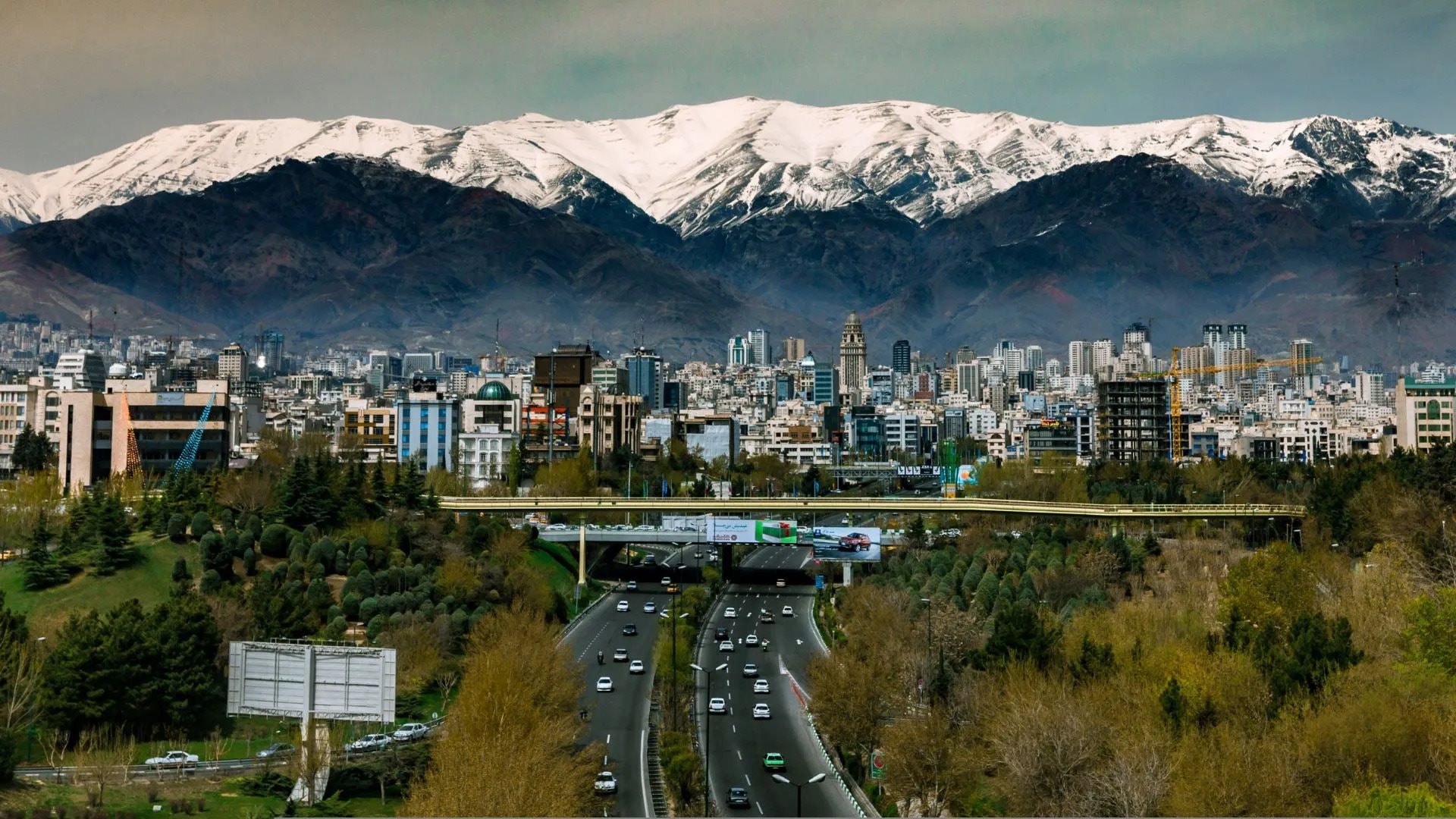 Kinh tế Iran theo PPP vượt 1.750 tỷ USD, chi phí sinh hoạt rất thấp