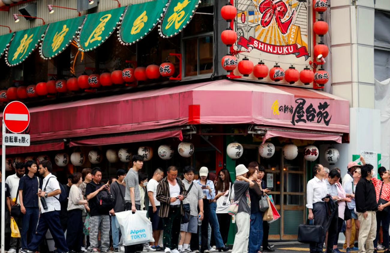 Nền kinh tế lớn thứ 4 thế giới đón ‘tin buồn: 70% người dân cho rằng nước này đang suy yếu