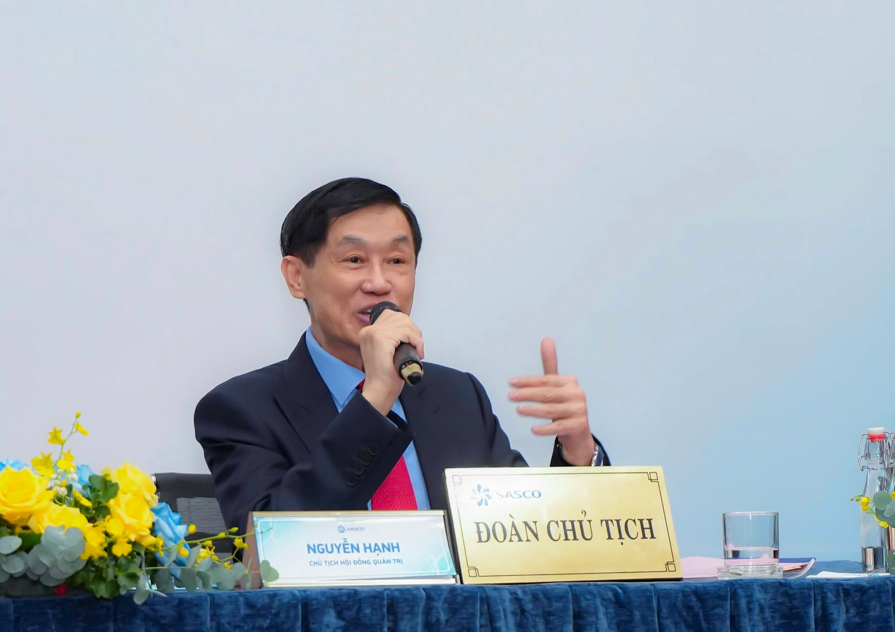 Ông Jonathan Hạnh Nguyễn nói về SASCO: Từng họp ở nhà xe “mưa dột ướt” nay đã vươn mình, tôi sẽ sống đến 105 tuổi, dù ngồi xe lăn cũng dự họp để chứng kiến 30 năm kế tiếp