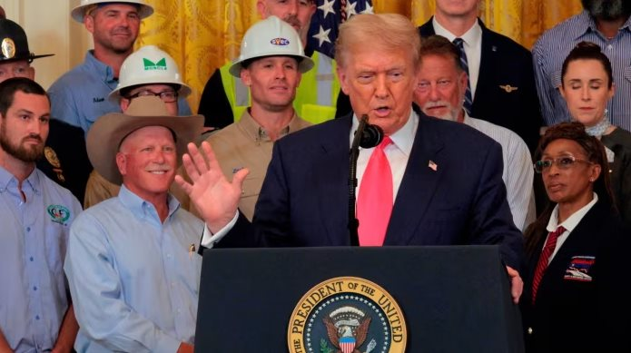 Ông Trump: Thỏa thuận đình chiến thương mại Mỹ-Trung đã được “ký kết”