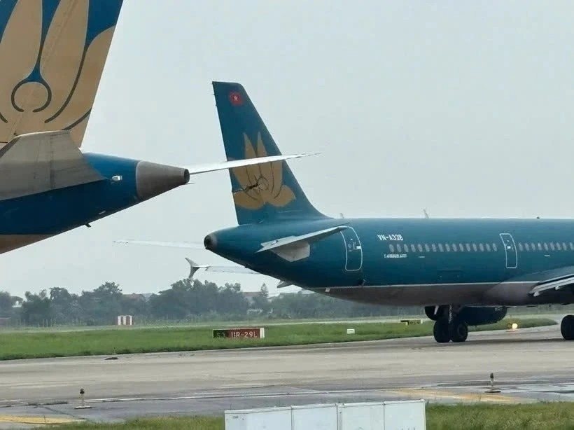 Vụ va chạm của 2 máy bay Vietnam Airlines trên đường băng lên báo nước ngoài, người đọc bình luận: Sự việc đáng tiếc nhưng vẫn còn may