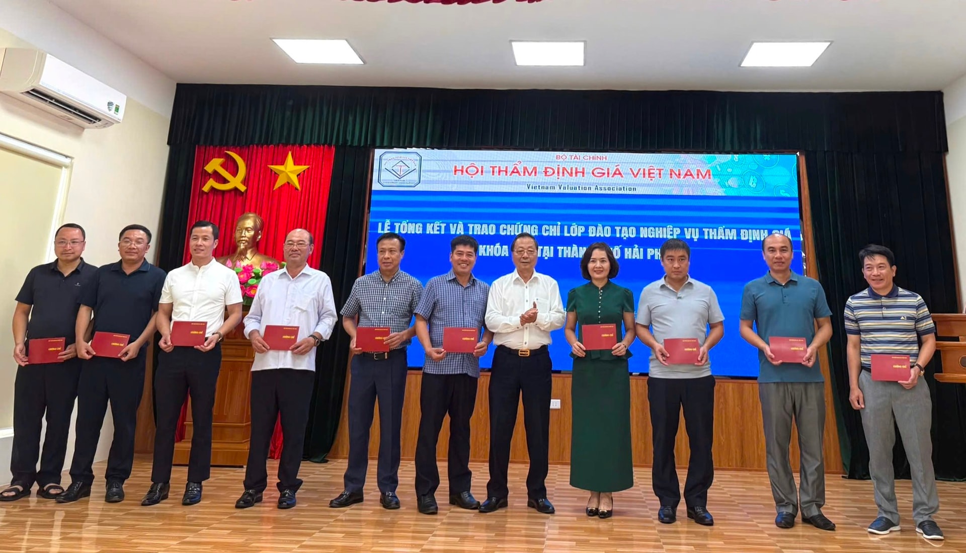 Hội Thẩm định giá Việt Nam tổng kết lớp đào tạo nghiệp vụ thẩm định giá tại Tp Hải Phòng