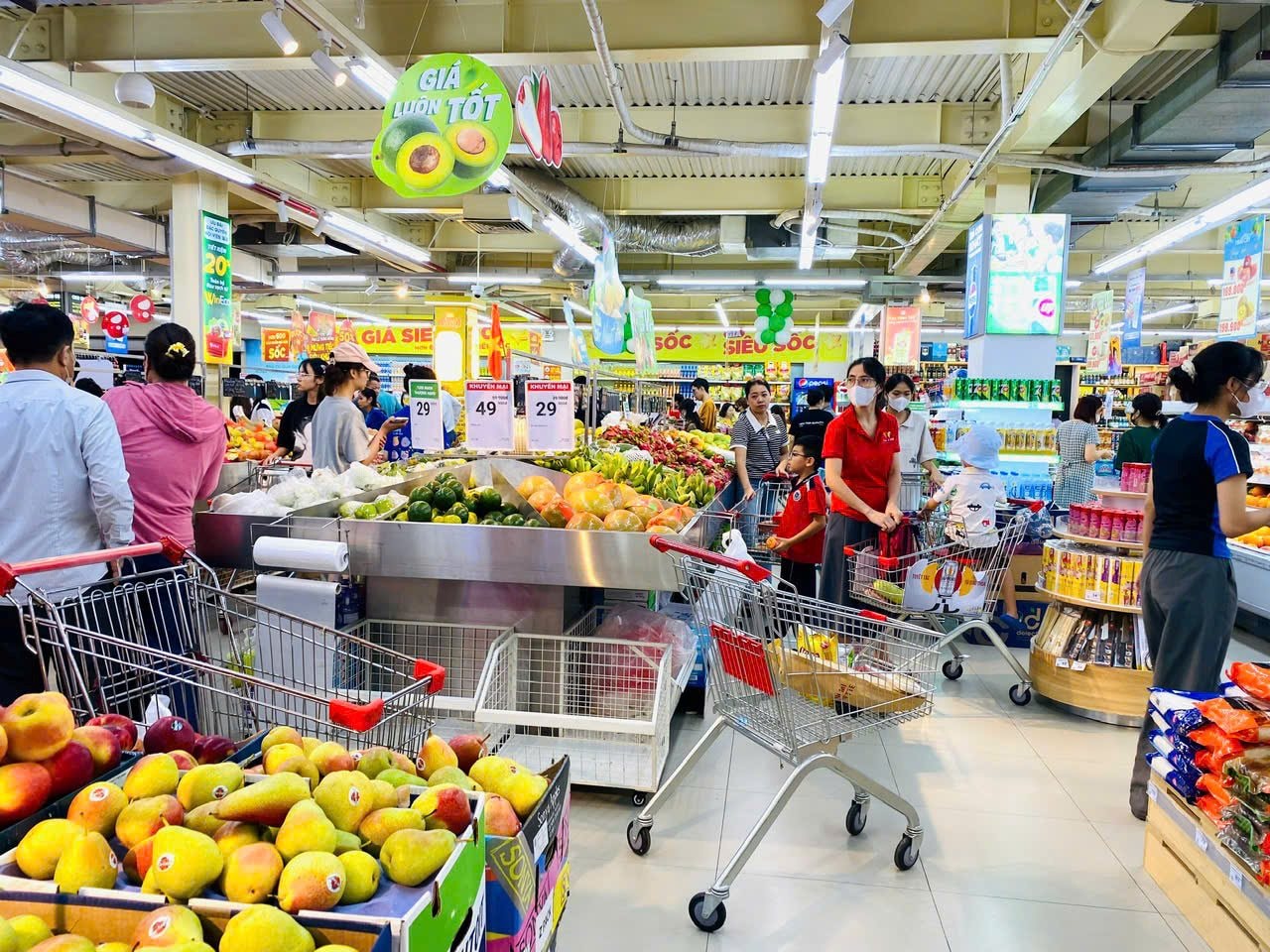 Tín dụng tiếp tục “chảy” vào lĩnh vực sản xuất