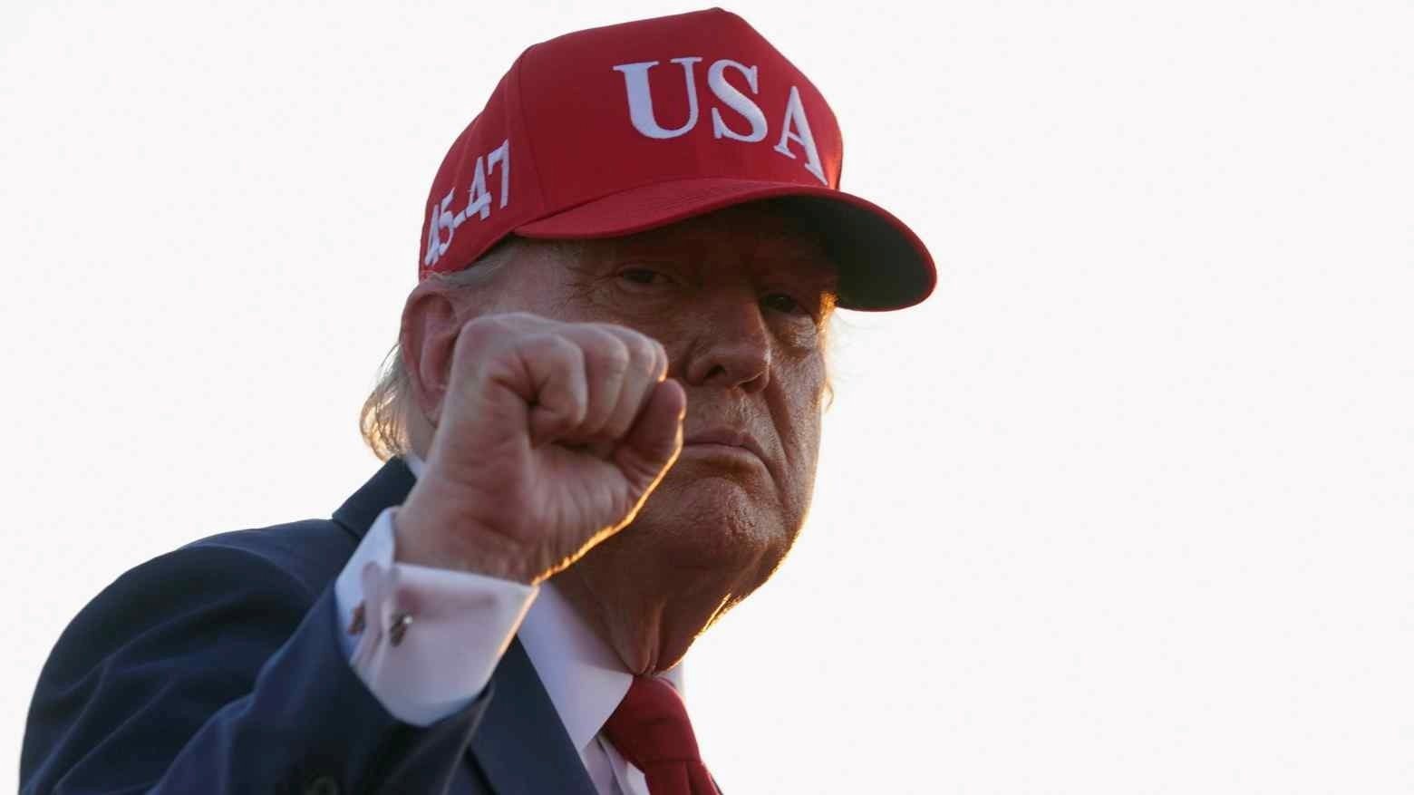 Ông Trump tuyên bố bắt đầu gửi thư thông báo thuế quan tới các nước từ hôm nay 