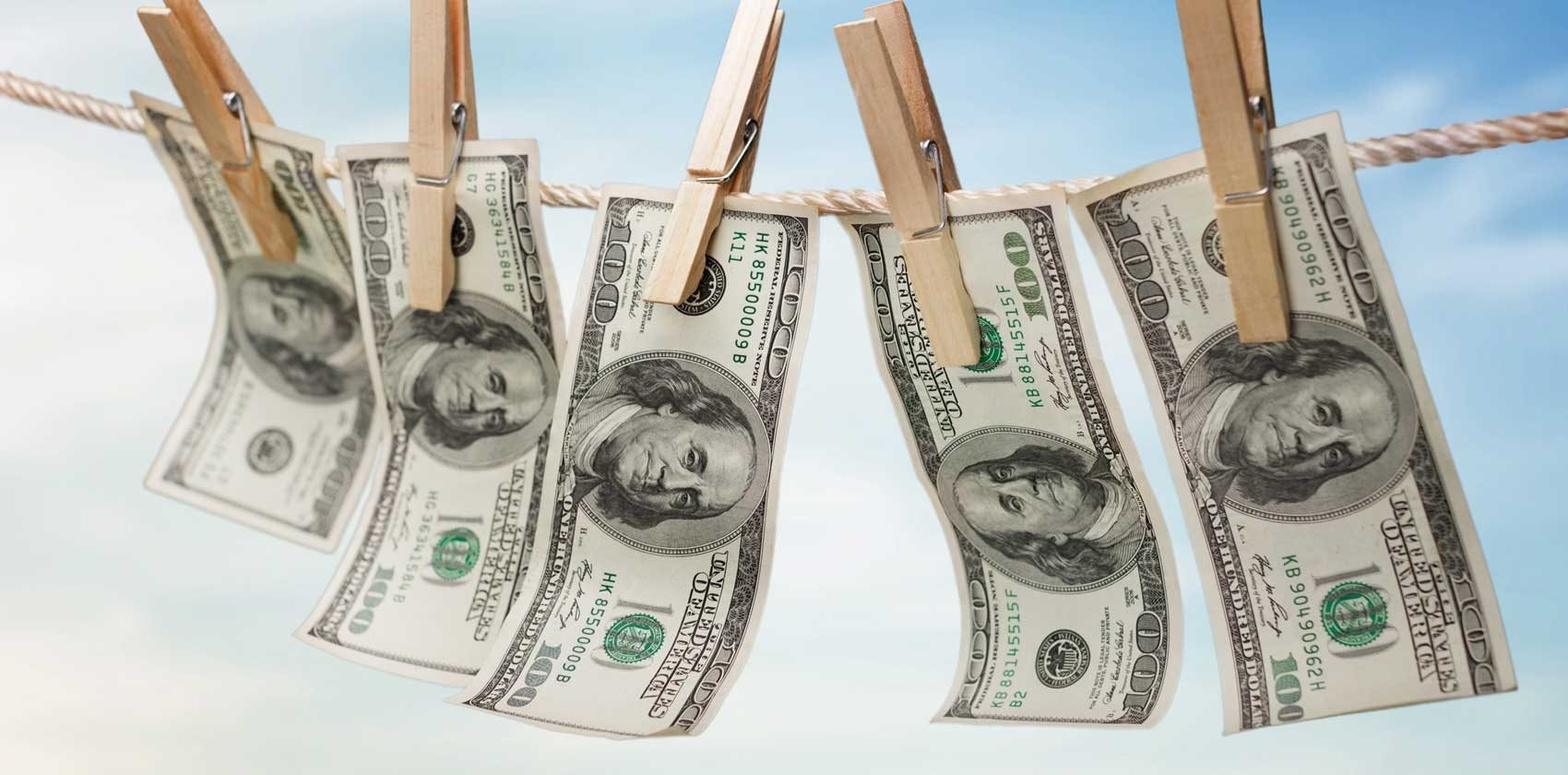 Singapore phạt 9 ngân hàng và tổ chức tài chính 21,5 triệu USD vì rửa tiền