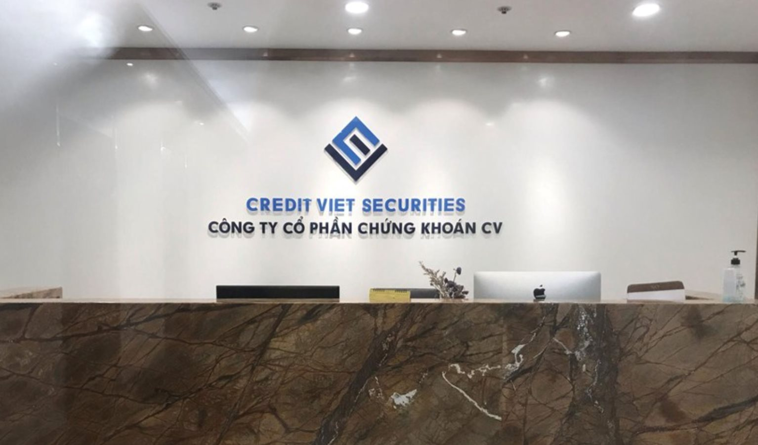 Chứng khoán CV (CVS) bị phạt hành chính vì lỗi “ém” thông tin