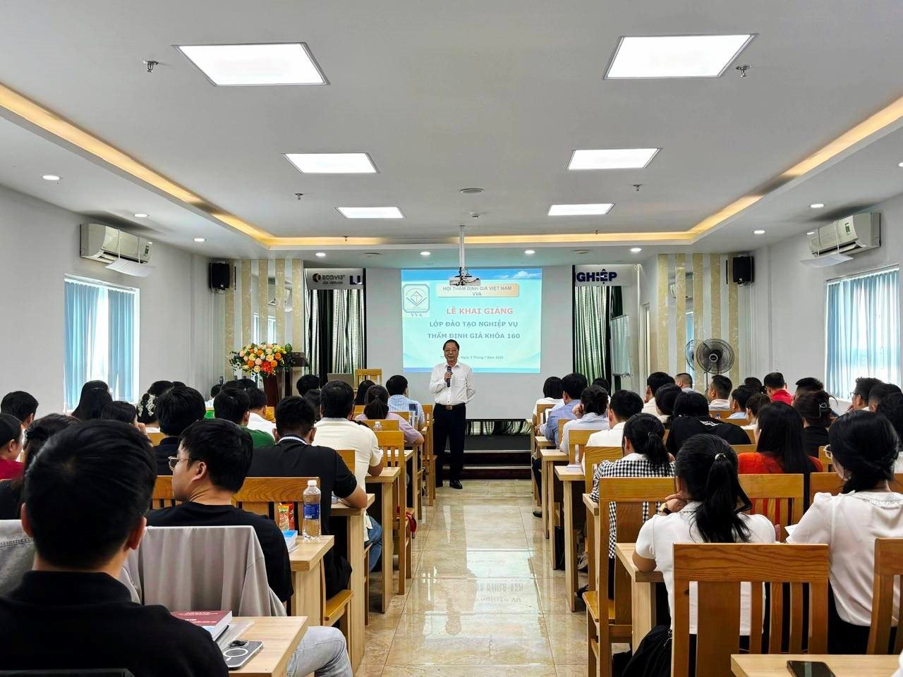 Khai giảng khóa đào tạo nghiệp vụ thẩm định giá K160 tại TP Đà Nẵng