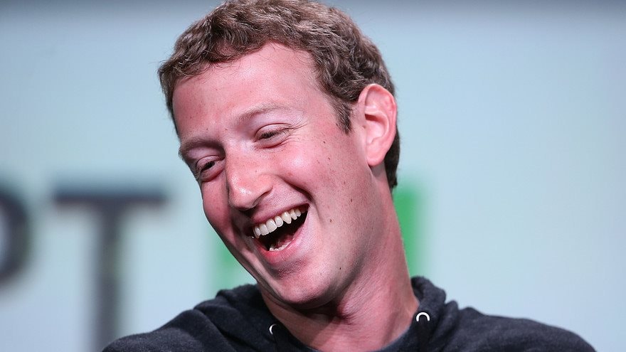 Đòn hiểm của Mark Zuckerberg: Không cạnh tranh được bằng sản phẩm thì hút máu nhân tài, Apple trở thành nạn nhân mới nhất