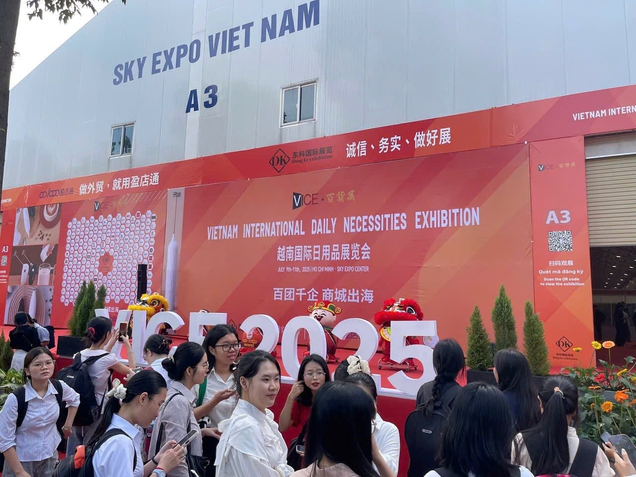 Triển lãm VICE 2025: Hơn 700 gian hàng hấp dẫn thị trường tiêu dùng Việt