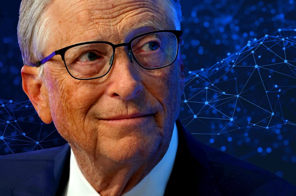 Nghe lời bạn thân, Bill Gates để mất cơ hội trở thành tỷ phú nghìn tỷ USD đầu tiên trên thế giới, bị chính cựu nhân viên Microsoft vượt mặt về tài sản