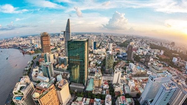 Sức cầu bất động sản được kích thích bởi lãi suất ổn định, giá bán sơ cấp tăng vọt