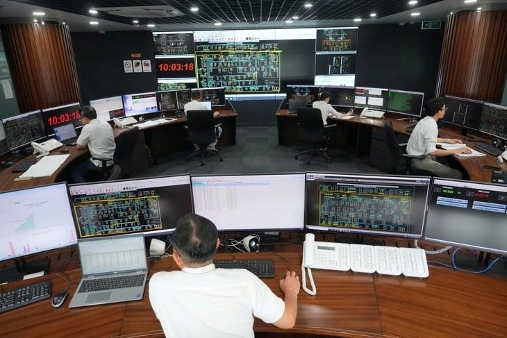 Microsoft, FPT, Quỹ đầu tư nhà nước UAE, VinaCapital muốn thành lập siêu trung tâm dữ liệu và phát triển AI trị giá 2 tỷ USD tại TP HCM