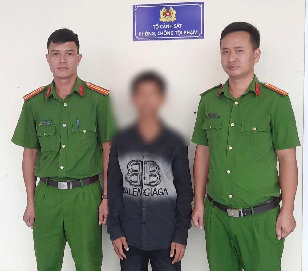 Lật tẩy mánh khóe  chiếm đoạt tiền từ các chủ quán tạp hóa của thiếu niên sinh năm 2008 