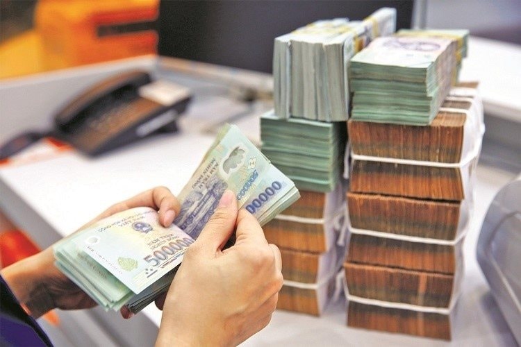 Tài chính tuần qua: Shinhan Bank liên tục bị Thanh tra NHNN “bêu tên”, đã có phương án xử lý 1 triệu tỷ đồng nợ xấu