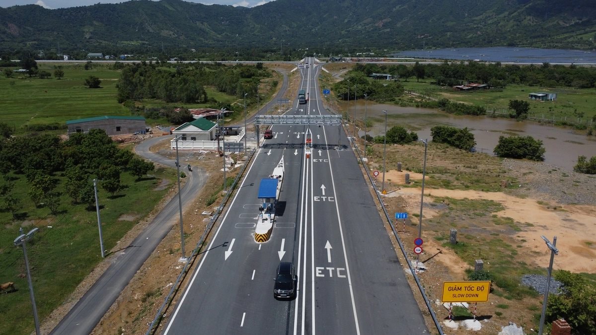 cao-toc-nha-trang-2.jpg