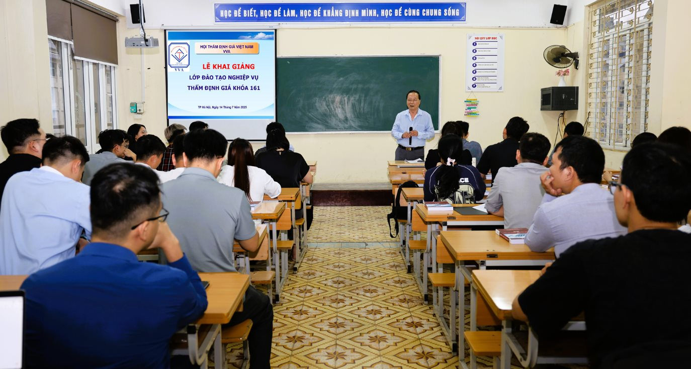 Khai giảng khóa khóa đào tạo nghiệp vụ thẩm định giá K161 tại TP Hà Nội