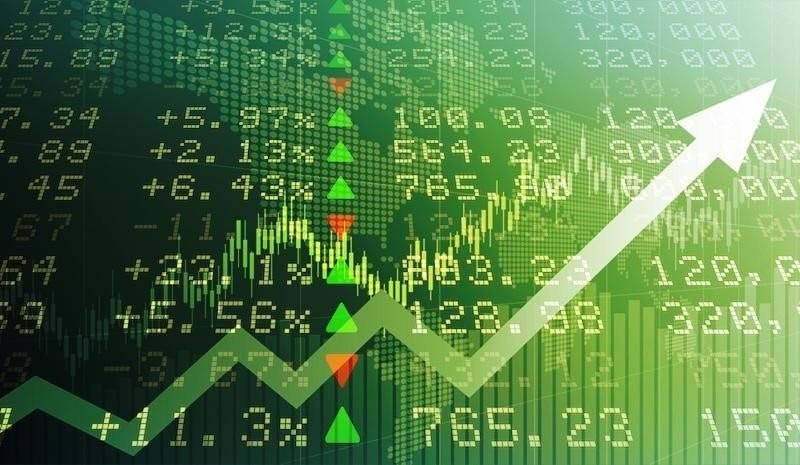 Cổ phiếu của Vingroup dẫn dắt, VN-Index lấy lại mốc 1.475 điểm