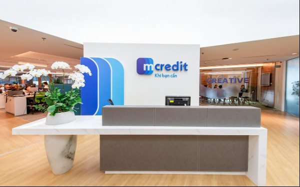 Chuyển đổi số, Mcredit dừng hoạt động một số Văn phòng đại diện