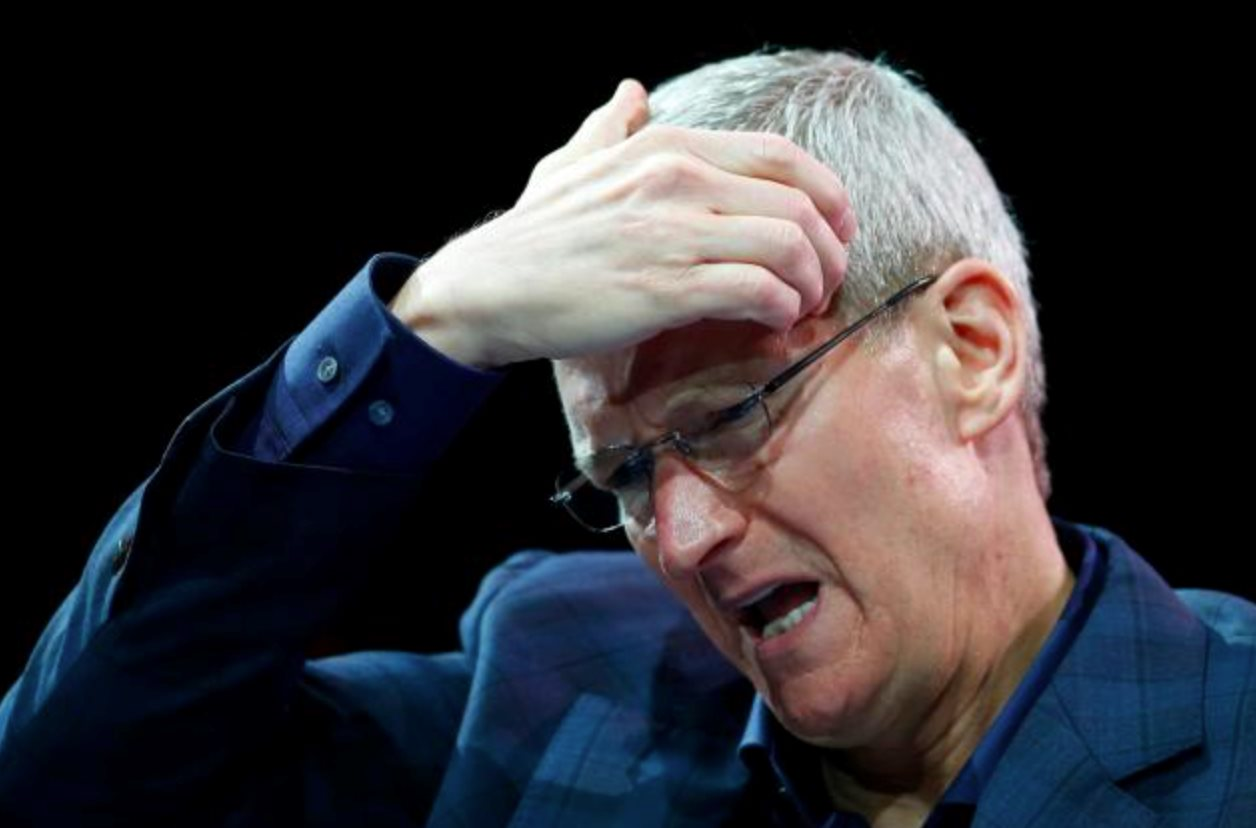 Đã đến lúc Apple 'phế truất' CEO Tim Cook?