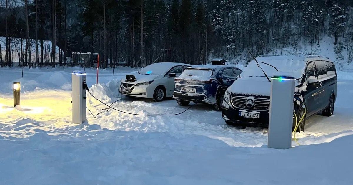 norway-charging-lead.png