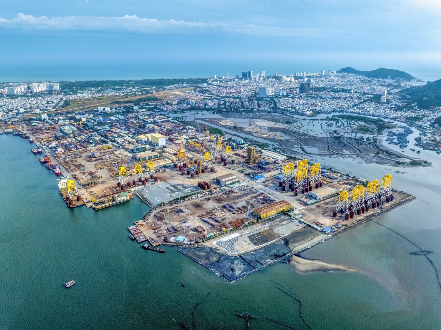 Loạt doanh nghiệp Nhà nước "dưới trướng" Bộ Tài chính đang kinh doanh thế nào?