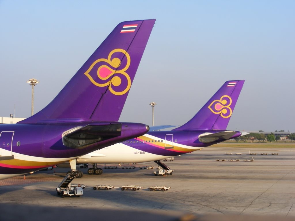 mattes-wc-tails_of_two_thai_airways_aircraft_at_vtbd-1024x768.jpeg