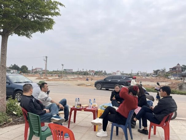 Bát nháo đào tạo môi giới bất động sản: Nguy cơ môi giới không chuyên “thổi giá” gây sốt ảo thị trường