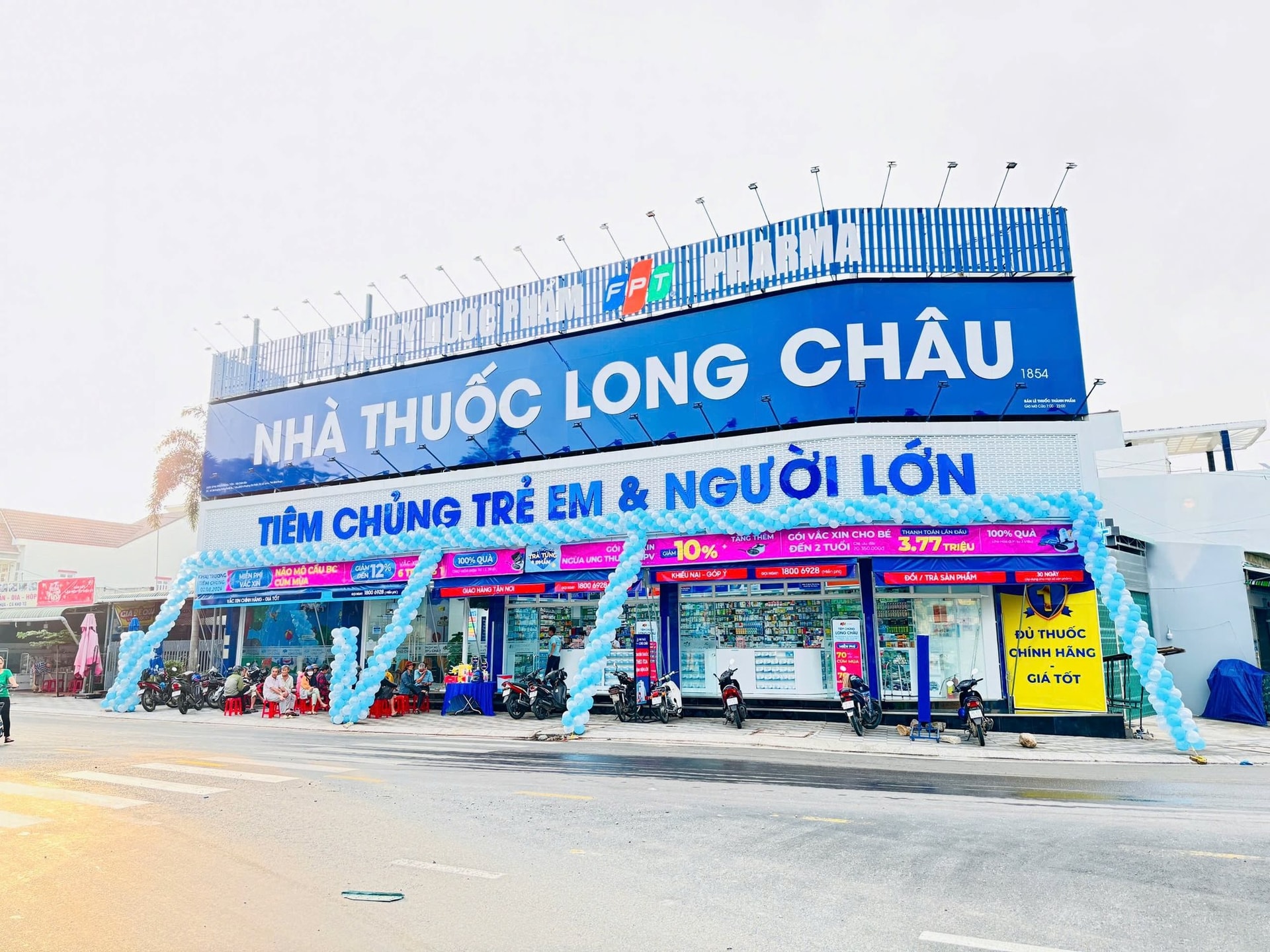 Nhóm Dragon Capital tiếp tục bán bớt cổ phiếu FPT Retail (FRT), giảm sở hữu xuống sát ngưỡng 5%