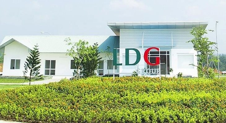 Lãi hàng nghìn tỷ từ bán sơn, chị em đại gia kín tiếng là cổ đông lớn của hàng loạt DN niêm yết đình đám tiếp tục rót tiền mua cổ phiếu LDG mới tăng trần 18 phiên