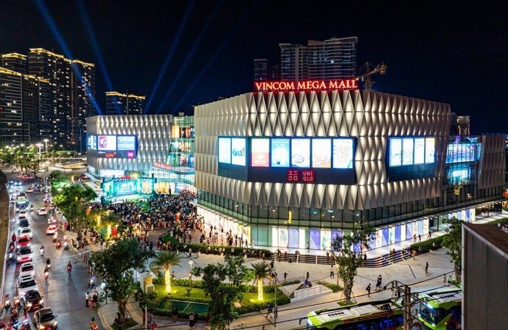 doanh-thu-vincom.jpg