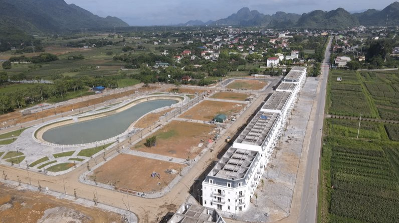 Giá đất nền miền Bắc và Hà Nội tăng cao, thậm chí có nơi ở mức cao kỷ lục
