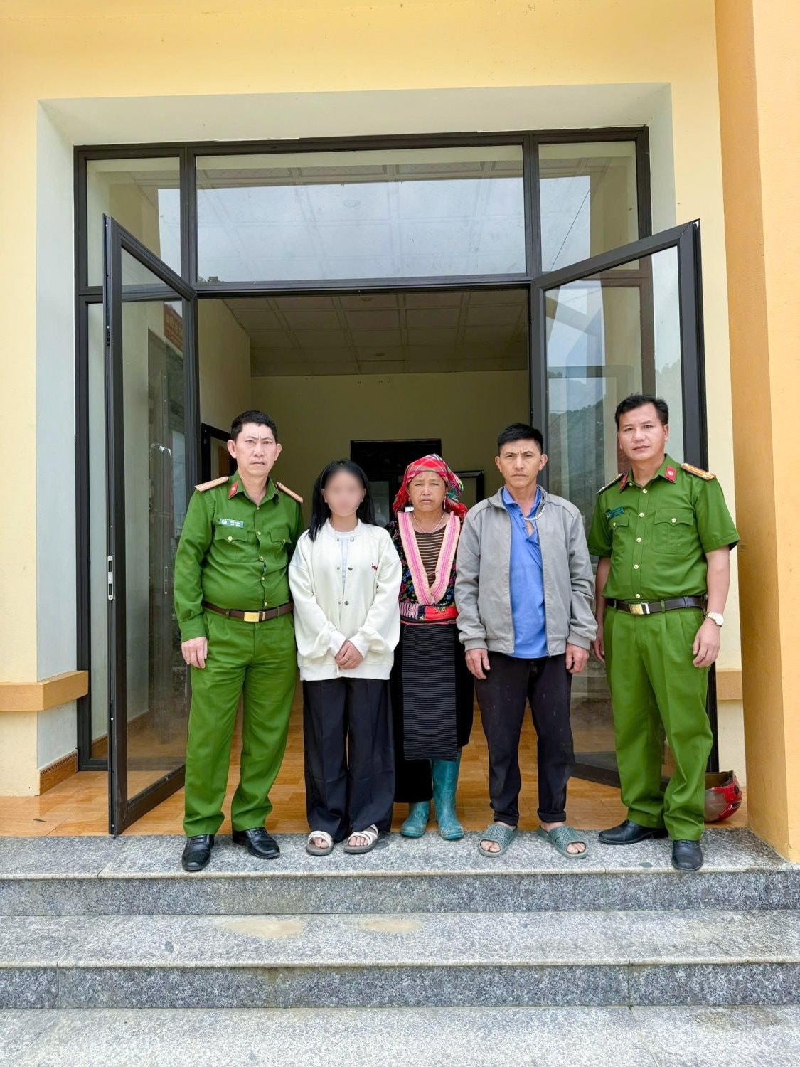 Ngay sau khi nhận cuộc gọi từ con gái 2009 làm việc tại Bắc Ninh, người mẹ lập tức trình báo Công an
