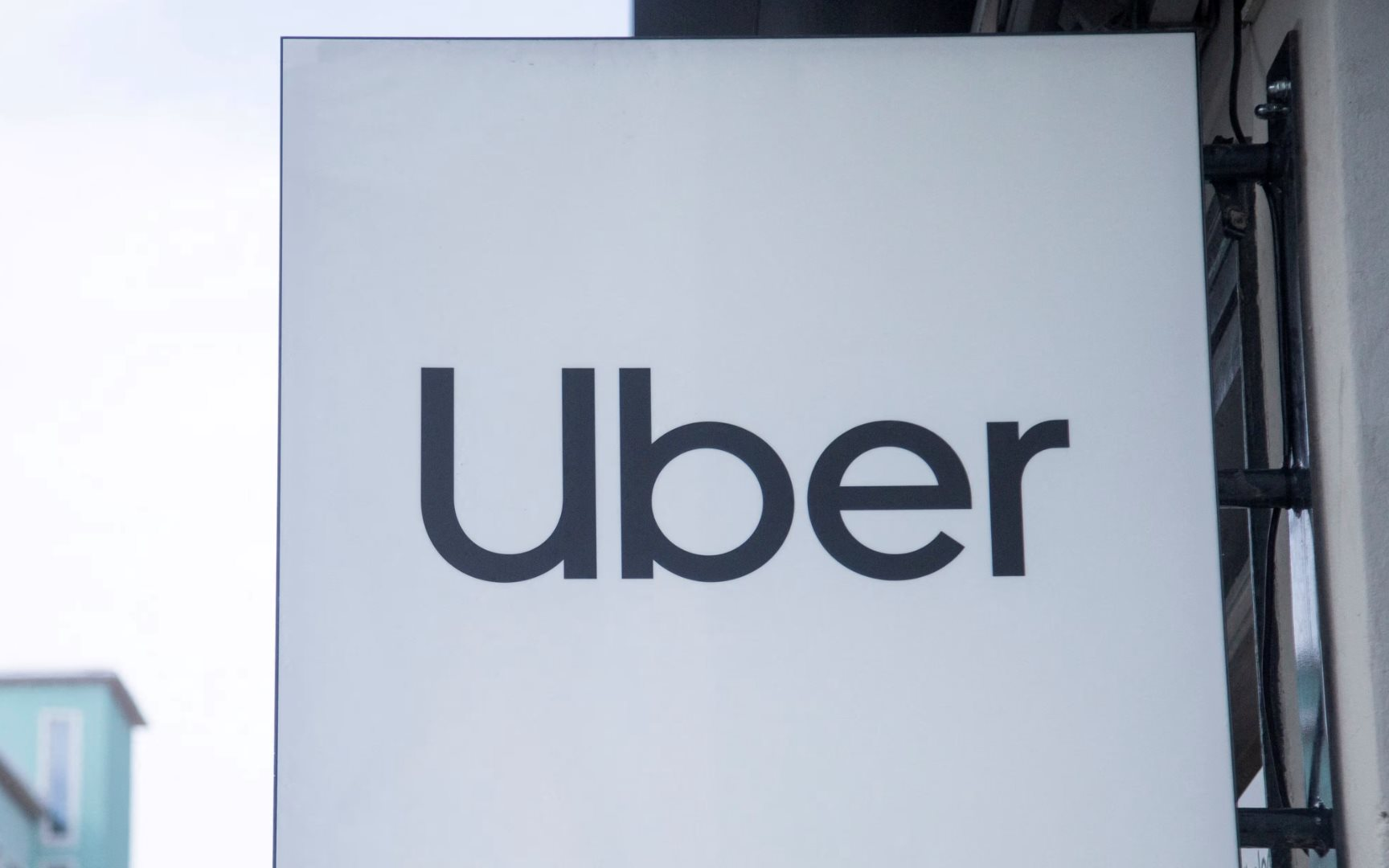 Sốc: Cứ mỗi 8 phút, Uber lại nhận 1 báo cáo tấn công tình dục, hàng nghìn khách hàng phẫn nộ kiện tập thể 