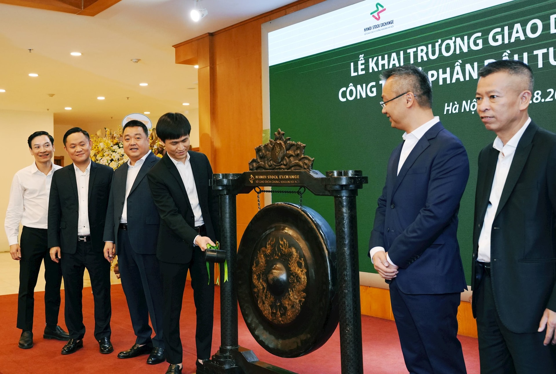 Cổ phiếu F88 tăng kịch trần, chạm mốc 888.800 đồng/cổ phiếu ngày chào sản UpCOM