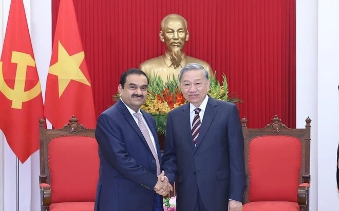 chu-tich-adani-.jpg