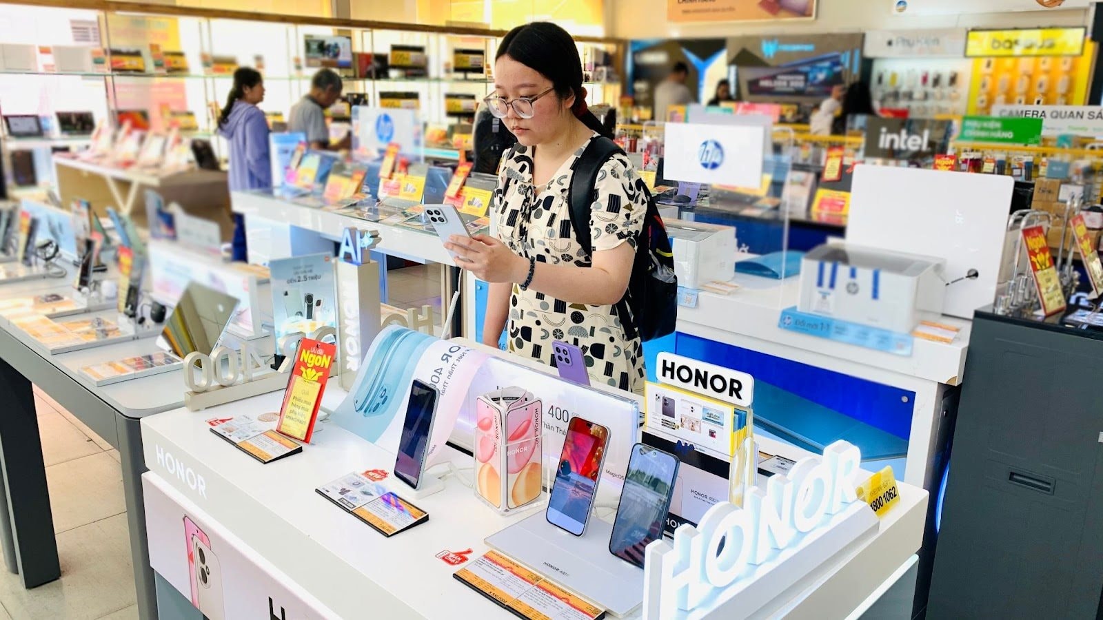 Smartphone từ 1 thương hiệu đang ưu đãi đến 30% tại Thế Giới Di Động