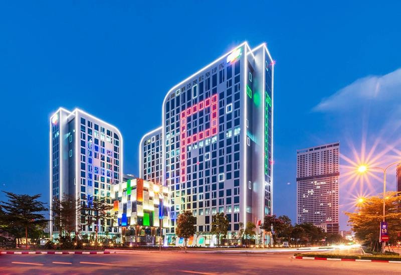 FPT hạ kế hoạch tăng trưởng doanh thu cả năm xuống 15%, nhà máy AI không đạt kỳ vọng, xuất hiện dấu hiệu phục hồi trong tháng  7