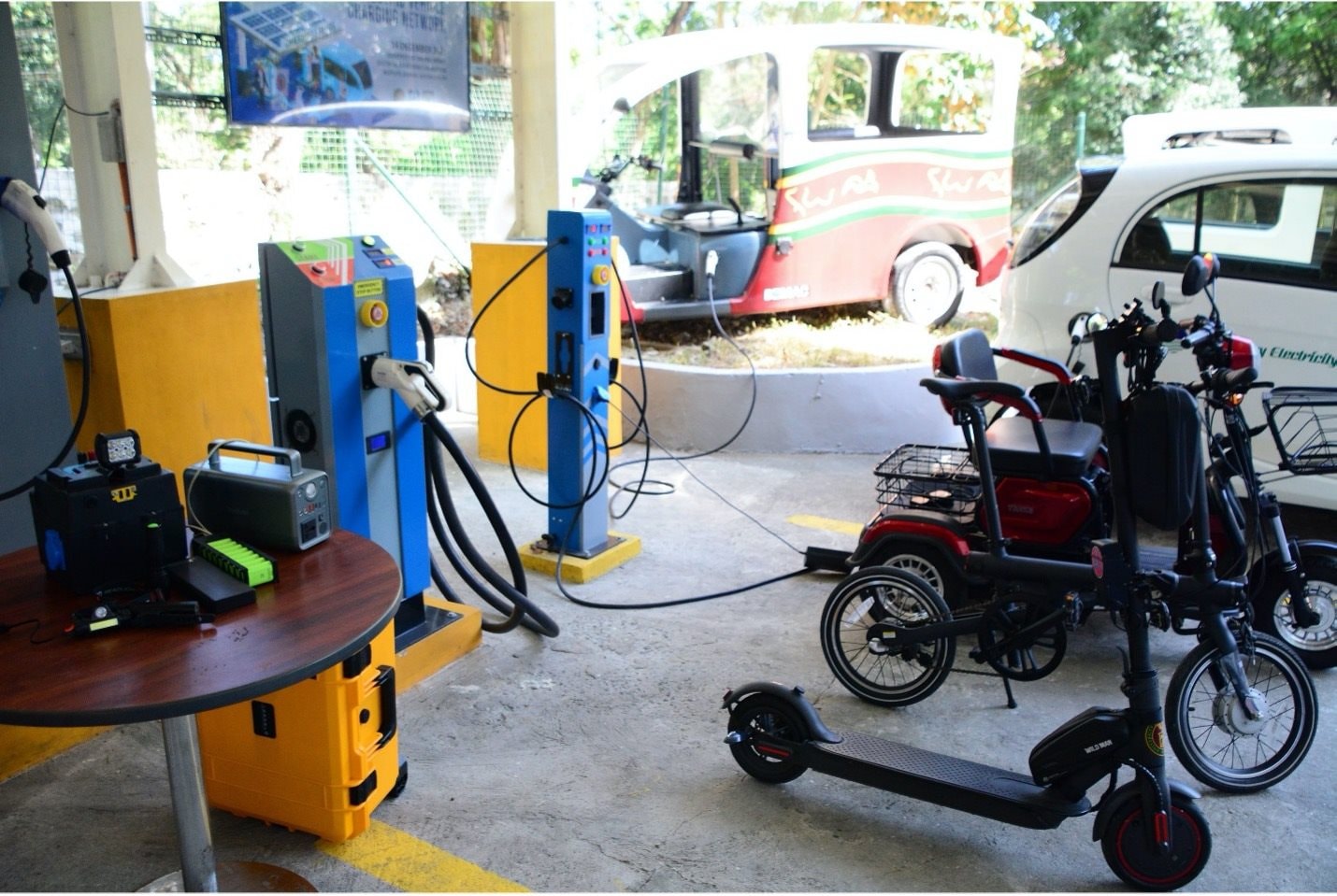 ev-charging-3.jpg