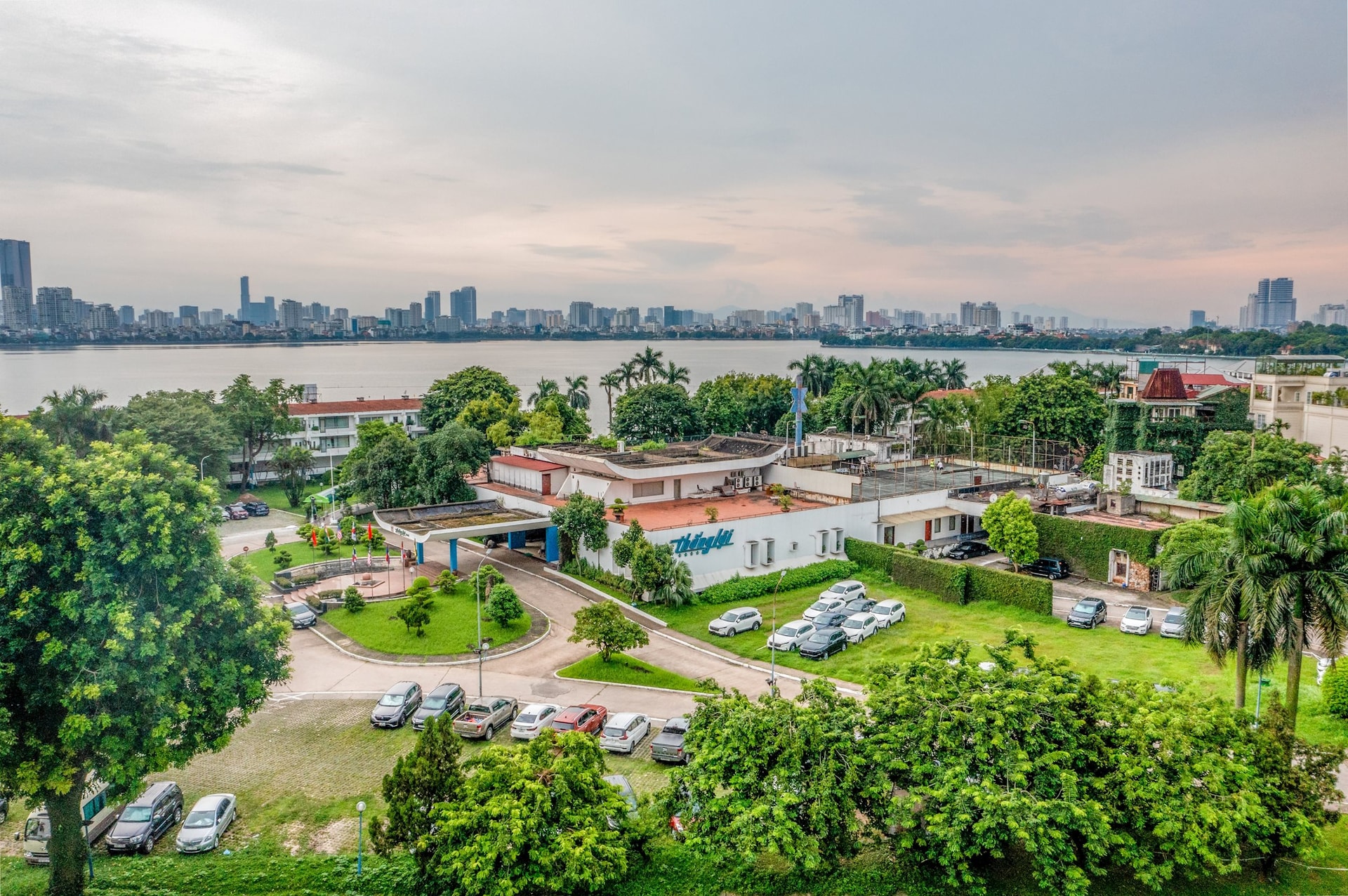 Khách sạn 50 tuổi, là quà tặng của nhân dân Cuba, phòng view hồ “chuẩn đét” giá chưa tới 1 triệu đồng