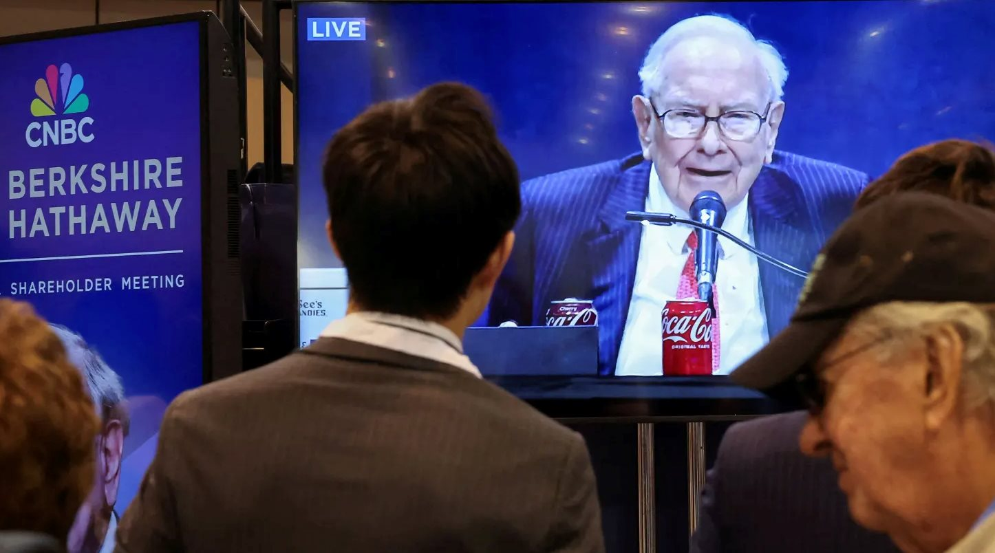Warren Buffett bất ngờ chi 1,57 tỷ USD để mua 5 triệu cổ phiếu của 1 công ty thua lỗ 