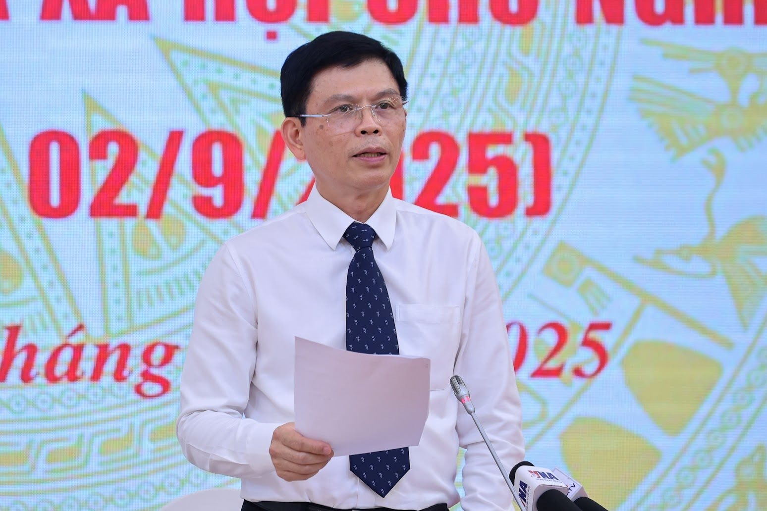 thu-truong-(1).jpg