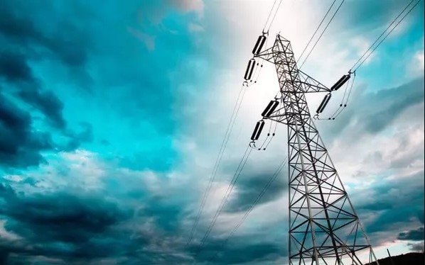 Mỹ đang thiếu năng lượng để chạy đua xe điện và AI với Trung Quốc?