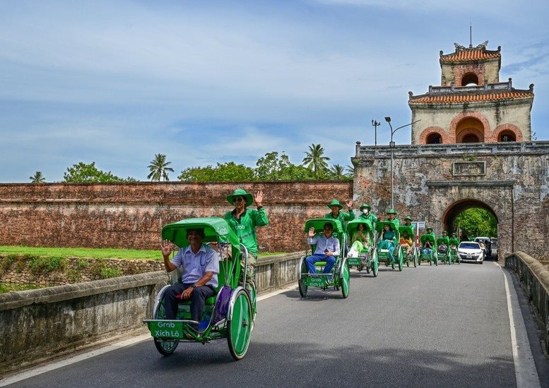 Grab tung thử nghiệm dịch vụ xích lô, chỉ duy nhất có ở Việt Nam