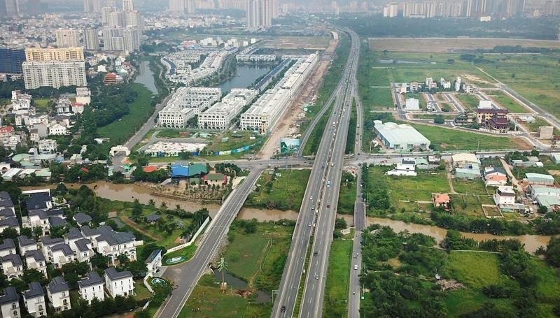 Quyết liệt tháo gỡ vướng mắc, xử lý dứt điểm các dự án tồn đọng kéo dài