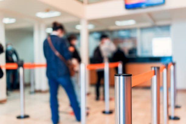 Làn sóng ngân hàng ồ ạt đóng cửa hàng nghìn chi nhánh: Dấu chấm hết cho những phòng giao dịch truyền thống