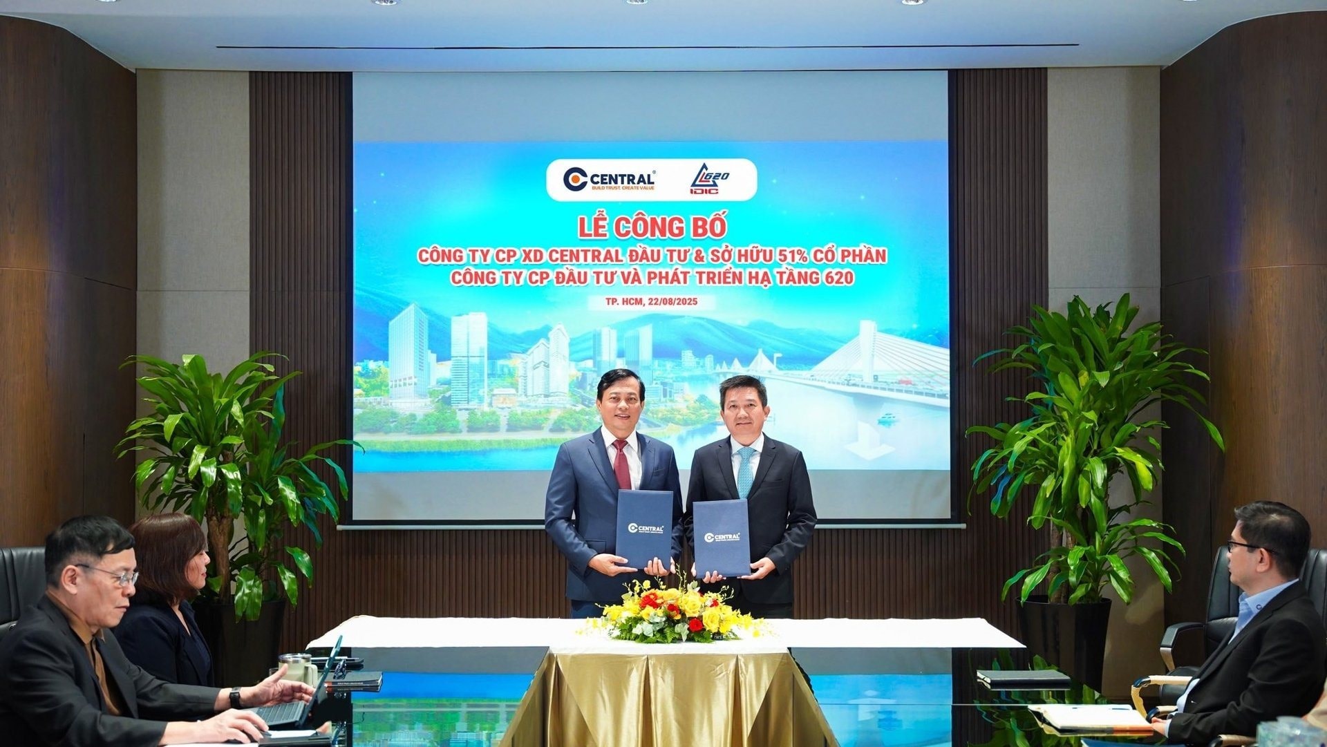 Xây dựng Central thâu tóm một công ty 19 năm tuổi chuyên thi công cầu đường